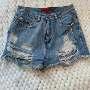 signature 8 high wasted festival shorts
